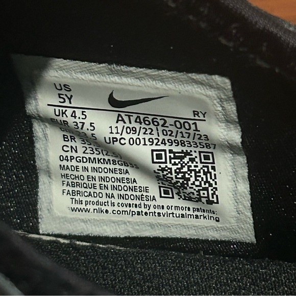 Boys NIKE Flex RUNNER AT4662001 Black Running Shoe Sneaker Tennis Shoe YOUTH 5 - Picture 9 of 9